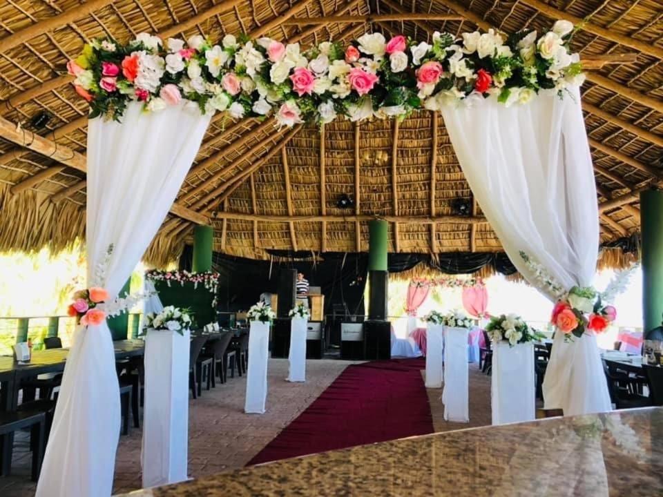 אל קוקו Sambo Mambo Beach Hotel מראה חיצוני תמונה